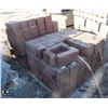 Image 3 : PALLET OF TERRACOTTA SPLIT FACED CORNER BLOCKS