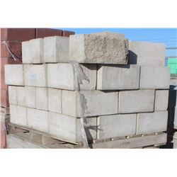 PALLET OF LIGHT GREY SPLIT FACED CONCRETE BLOCKS