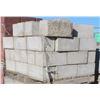 Image 1 : PALLET OF LIGHT GREY SPLIT FACED CONCRETE BLOCKS