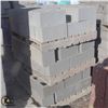 Image 1 : PALLET OF DARK GREY SPLIT FACED CONCRETE BLOCKS