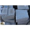 Image 2 : PALLET OF LIGHT GREY RETAINING WALL BLOCK
