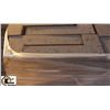 Image 2 : PALLET OF GREY SPLIT FACED CORNER BLOCKS