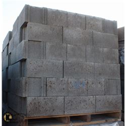 PALLET OF GREY CONCRETE STRETCHER BLOCKS