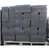 Image 1 : PALLET OF DARK GREY SPLIT FACED LEDGE CONCRETE
