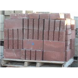 PALLET OF LIGHT GREY SPLIT FACED CORNER BLOCKS