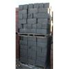 Image 3 : PALLET OF DARK GREY CONCRETE CINDER BLOCKS