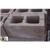 Image 2 : 2 PALLET OF SANDSTONE CINDER BLOCKS INCL.