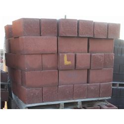 PALLET OF TERRACOTTA SPLIT FACED CORNER BLOCKS