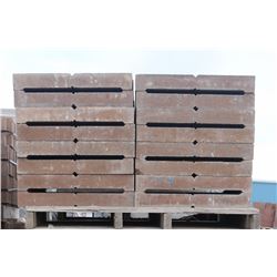 PALLET OF LIGHT BROWN RETAINING WALL CAPS W/