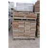 Image 1 : 1.5 PALLETS OF LIGHT BROWN RETAINING WALL CAPS