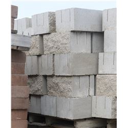 PALLET OF LIGHT GREY SPLIT FACED KNOCKOUT BOND