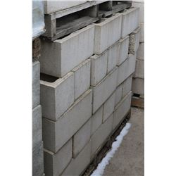 PALLET OF LIGHT GREY SPLIT FACED CONCRETE BLOCKS