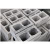 Image 2 : PALLET OF LIGHT GREY SPLIT FACED CONCRETE BLOCKS