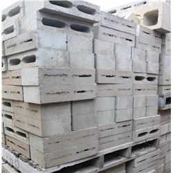 PALLET OF LIGHT GREY PARTITION CONCRETE BLOCKS