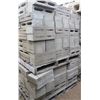 Image 3 : PALLET OF LIGHT GREY PARTITION CONCRETE BLOCKS