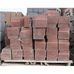 PALLET OF TERRACOTTA SPLIT FACED LEDGE CORNER