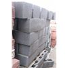 Image 1 : PALLET OF DARK GREY SPLIT FACED CONCRETE BLOCKS
