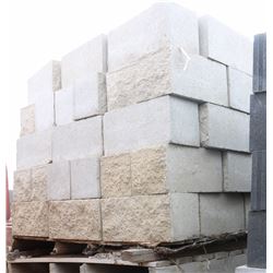 PALLET OF SANDSTONE SPLIT FACED CORNER BLOCKS