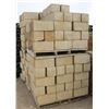 Image 3 : PALLET OF SANDSTONE SPLIT FACED CORNER BLOCKS