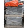 Image 1 : 2 PALLETS OF DARK GREY RETAINING WALL BLOCKS