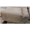 Image 2 : 2 PALLETS OF MARBLED RETAINING WALL BLOCKS
