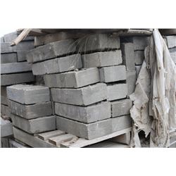 PALLET OF GREY SPLIT FACED SOLID CONCRETE BLOCKS