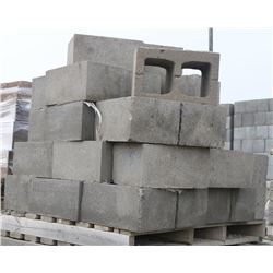 PALLET OF GREY SPLIT FACED CONCRETE BLOCKS