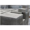 Image 2 : PALLET OF DARK GREY SMOOTH FACED CORNER BLOCKS