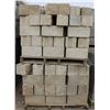 Image 3 : PALLET OF SANDSTONE CONCRETE BLOCKS INCL. SPLIT RI