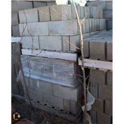 PALLET OF LIGHT GREY SPLIT RIB SOLID CONCRETE BLOC