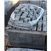 Image 1 : PALLET OF GREY ROMAN PAVING STONES