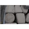 Image 2 : PALLET OF LIGHT BROWN ROMAN CIRCLE PAVING STONES