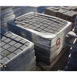 PALLET OF DARK GREY SQUARE PAVING STONES