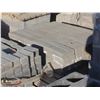 Image 1 : PALLET OF LIGHT GREY RECTANGULAR PAVING STONES