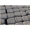 Image 2 : PALLET OF LIGHT GREY ROMAN CIRCLE PAVING STONES