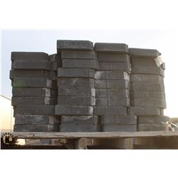 PALLET OF DARK GREY TRIANGLED SHAPED PAVING STONES