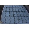 Image 2 : PALLET OF LIGHT GREY INTERLOCKING PAVING BRICKS