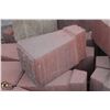 Image 2 : 7 PALLETS OF RED WEDGE RETAINING WALL BLOCKS