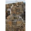 Image 1 : 5 PALLETS OF GREY WEDGE RETAINING WALL BLOCKS