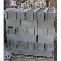 PALLET OF DARK GREY CONCRETE BLOCKS INCL. STRETCHE