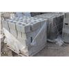 Image 1 : PALLET OF DARK GREY SPLIT FACED CONCRETE BLOCKS