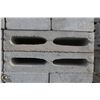 Image 2 : PALLET OF GREY PARTITION CONCRETE BLOCKS