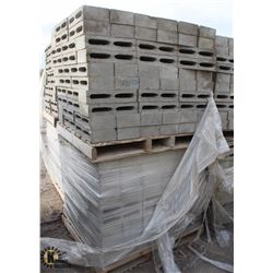 PALLET OF LIGHT GREY PARTITION CONCRETE BLOCKS