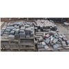 Image 1 : 4 PALLETS OF ASSORTED SIZE AND COLOUR