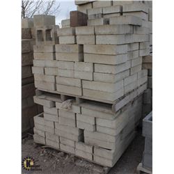 PALLET OF SANDSTONE SPLIT FACE HALF HEIGHT