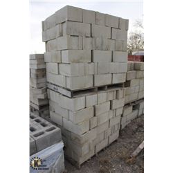 PALLET OF SANDSTONE STRETCHER BLOCKS