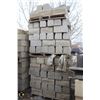 Image 1 : PALLET OF LIGHT GREY LEDGE CINDER BLOCKS