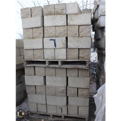 PALLET OF SANDSTONE SPLIT FACED CORNER BLOCKS
