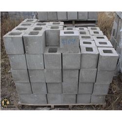 PALLET OF LIGHT GREY SINGLE BULLNOSE HALF BLOCKS