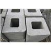 Image 2 : PALLET OF LIGHT GREY SINGLE BULLNOSE HALF BLOCKS